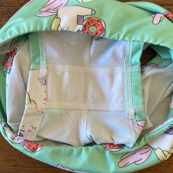 *RARE* Fleo + Doughnuts & Deadlifts unicorn doughnut shorts, size S - Picture 7 of 7